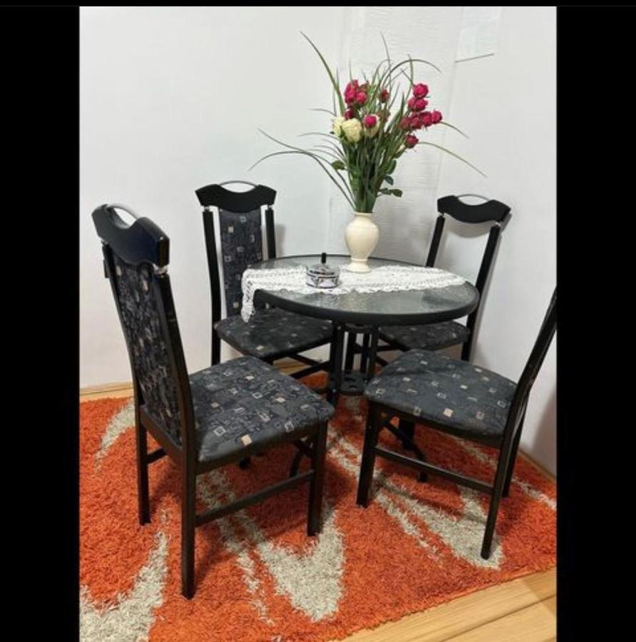 Almira Mujcic Appartamento Sarajevo Esterno foto