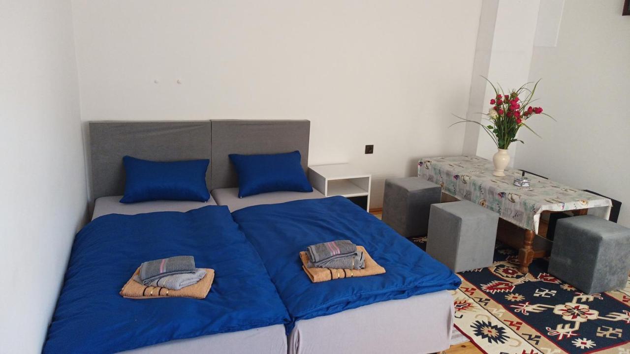 Almira Mujcic Appartamento Sarajevo Esterno foto